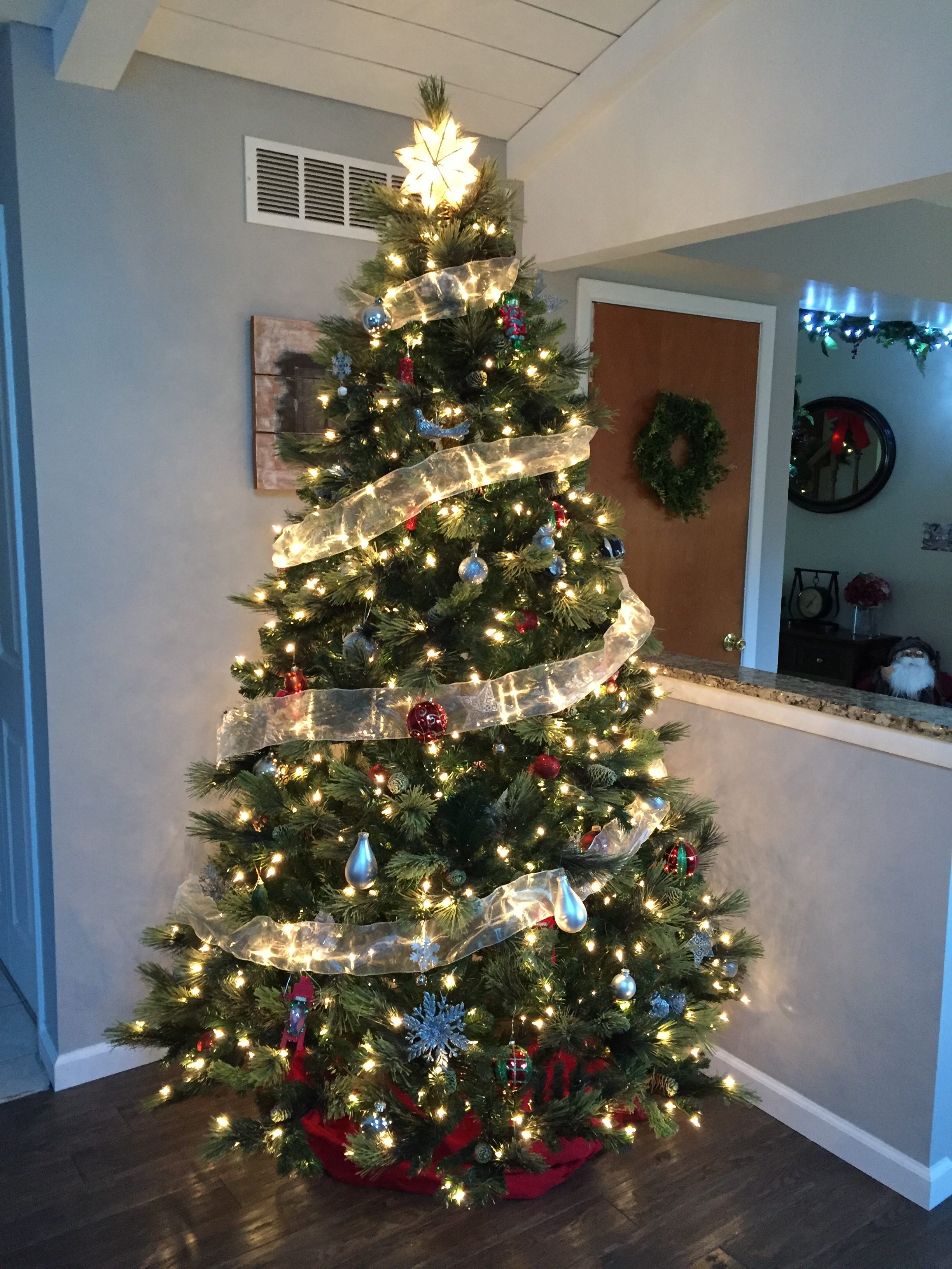 The Best Artificial Christmas Tree - The Kelly Homestead How Much Does A Christmas Tree Weigh